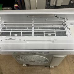 K05646 中古エアコン アイリスオーヤマ IRISOYAMA 2021年製 主に6畳用 冷房能力 2.2KW / 暖房能力 2.5KWの画像