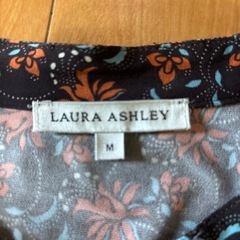 LAURA ASHLEY セットアップの画像