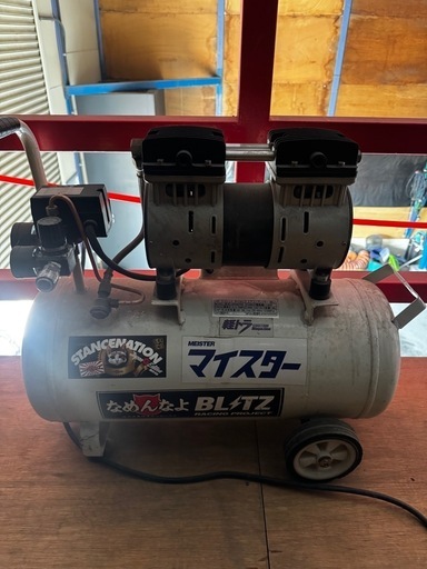 受け渡し決定100V コンプレッサー