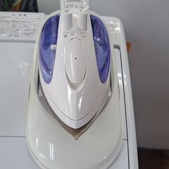 【リサイクルショップどりーむ鹿大前店】No.2311　アイロン　TOSHIBA　2011年製　おススメ商品です🎵の画像