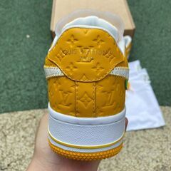Louis Vuitton Nike Air Force 1 Lowの画像