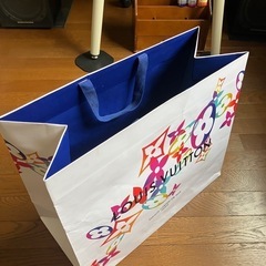 ルイヴィトン　ペーパーバッグ　Lの画像