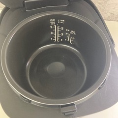 炊飯器　パナソニック　　5.5合炊　2023年製　SR-FE101の画像