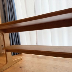 リビングでもダイニングでもつかえるテーブル・２・オーク材の画像