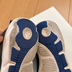 キッズ21センチ　スニーカーの画像