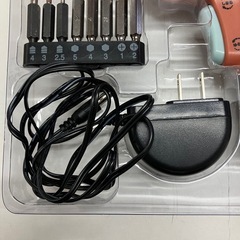 I 2508-658 DCM コードレス電動ドライバー バッテリー使用量不明 付属品有り バラ売り不可　通電確認済み キズ汚れ有りの画像