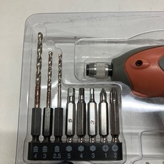 I 2508-658 DCM コードレス電動ドライバー バッテリー使用量不明 付属品有り バラ売り不可　通電確認済み キズ汚れ有りの画像