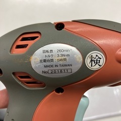 I 2508-658 DCM コードレス電動ドライバー バッテリー使用量不明 付属品有り バラ売り不可　通電確認済み キズ汚れ有りの画像