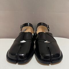 Maison Margiela Tabi カットアウト レザーサンダルの画像