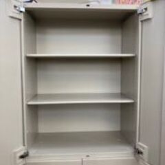 ID:649330　書庫上下　カギ付きの画像