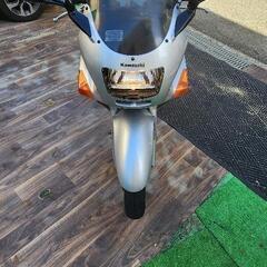 カワサキ　ZZR250 　エンジン良好　書類完備　大阪羽曳野市　配送可能の画像