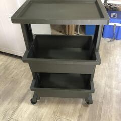 【松本市引き取り限定】プラスチック製ワゴン３段の画像