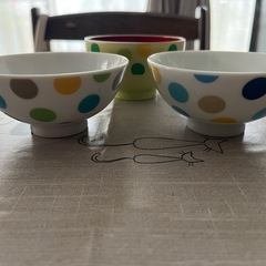 子供用の茶碗　お椀３個の画像