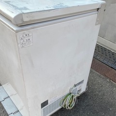【動確済み】SANDEN 業務用 冷凍庫 SH-220X 216L 746×662×893 単相 100V 冷凍ストッカー フリーザー 大型 サンデン 冷凍 大阪の画像