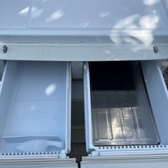 5ドア冷凍冷蔵庫の画像