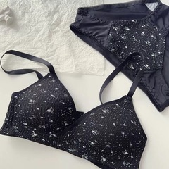 ノンワイヤー ブラジャー ショーツ セット 下着 上下セット 新品未使用の画像