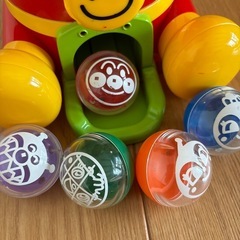 アンパンマンガチャころりんの画像