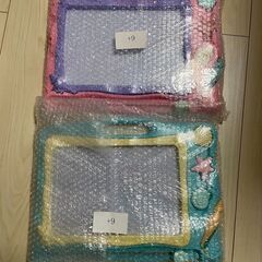 お絵描きボード カラフル おえかきボード 子供 お絵かきボード落書きボード 知育 男の子 女の子 誕生日 プレゼント 幼児 おもちゃ マグネットスタンプ付 知育玩具 40.5x31cm　まとめ買い歓迎　卸ます　アマゾン引き上げ商品　倒産品　ネット商材　卸ます　転売　アマゾン引き上げ商品　卸し　問屋　倒産品　転売OK　ネット商材　アマゾン　商品　景品　コンペの画像