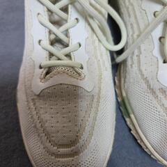 スニーカー24cmの画像
