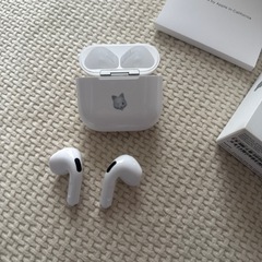 AirPods 4 アクティブノイズキャンセリング搭載 ワイヤレスヘッドフォン アップルの画像