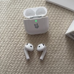 AirPods 4 アクティブノイズキャンセリング搭載 ワイヤレスヘッドフォン アップルの画像