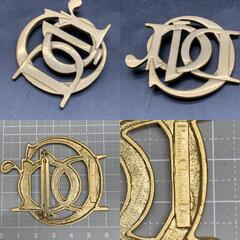 I320　クリスチャンディオール Christian Dior　ピンブローチ バッジ ロゴ ゴールドカラー メンズ レディース　 ヴィンテージ アクセサリーの画像