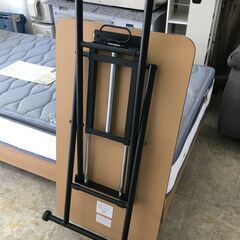 ナルミ（株）　リフティング（昇降）テーブルの画像