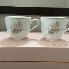 コーヒーカップ　花柄　可愛い　ホテル　ピンク