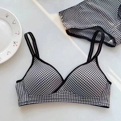 ノンワイヤー ブラジャー ショーツ 上下セット 下着セットの画像