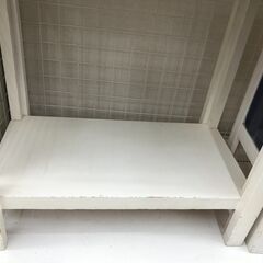 ★リユースのサカイ幸手店★SJ10215★ジモティ割あり★  ガラス扉飾り棚 白 W60×D35×H130 クリーニング済み の画像