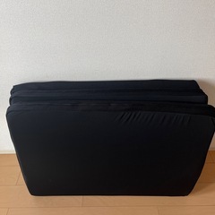ニトリ　シングル　敷布団　折りたたみ　ウレタンの画像
