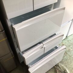 TOSHIBA　２０２３年　４６２L　ガラストップの画像