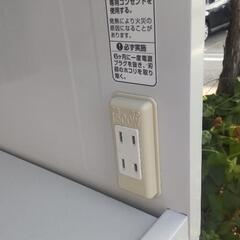 キッチン収納庫（米びつ付き）の画像