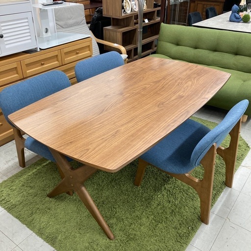 ニトリ　リラックスワイドダイニング4点セット