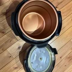 電気圧力鍋の画像