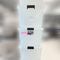 【まとめ売り・フタ付】衣装ケース 10個セット 透明収納ボックス 約58L前後／D735×W415×H323mm目安 収納ケース プラスチック コンテナ 衣類 押入れ クローゼット スタッキング 大容量の画像