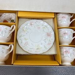 【お売りします】 NARUMI　ナルミ　パステルガーデン　No.9296　花柄　カップ　ソーサー　セット　洋食器の画像