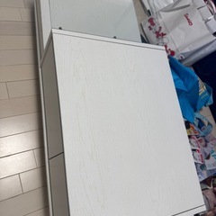 ドレッサーテーブルの画像