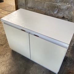 収納家具3点の画像