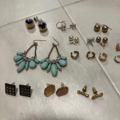 【終了】ピアス&イアカフ24点セットの画像