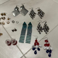 【終了】ピアス&イアカフ24点セットの画像