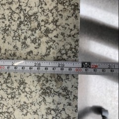 机/椅子セットの画像