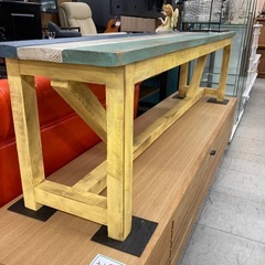 木製ベンチの画像