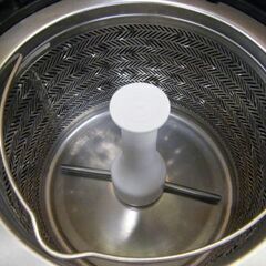 アイリスオーヤマ 精米機 RCI-B5-W 2022年製 精米容量 1～5合 かくはん式 IRIS OHYAMA 銘柄純白づき 小型家電 札幌市 厚別区の画像