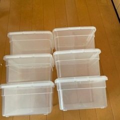 プラスチックケース　（蓋付き）の画像