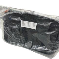 186000 パデッドショルダーポーチM 65301041  ブラック [1000025420936]の画像