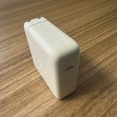 61W USB-C電源アダプタの画像