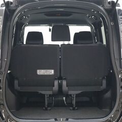 ✨🎉【車を買うなら今が超チャンス！】🎉✨ オトロン岐阜店イチオシ！大人気の『トヨタ ヴォクシー 　ＺＳ』登場🎊最大10万円がお得🎊 期間限定キャンペーン実施中の画像