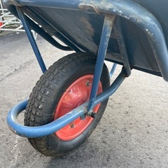 一輪車 ネコ 鉄製の画像