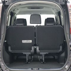 ✨🎉【車を買うなら今が超チャンス！】🎉✨ オトロン岐阜店イチオシ！大人気の『トヨタ エスクァイア 　Ｇｉ』登場🎊最大10万円がお得🎊 期間限定キャンペーン実施中の画像